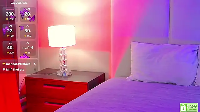 Nancy Mooree online show from October 2025 01:08:01 PM