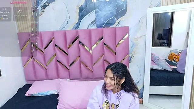 littleebonny online show from November 2025 12:51:01 PM