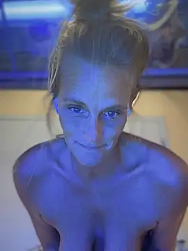 vixendoll87 online show from February 2025 12:09:01 AM