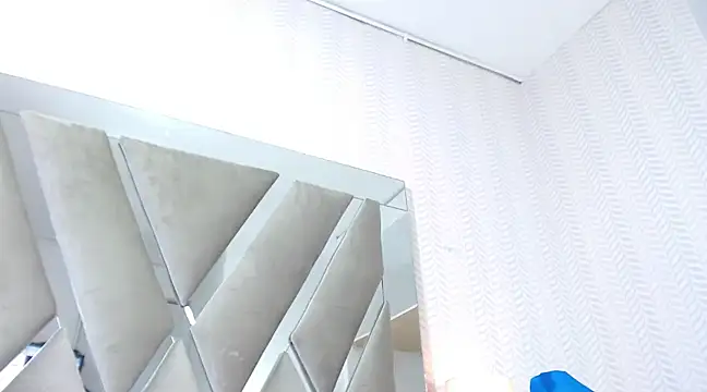 KasandraPhillips online show from February 2025 08:33:01 PM