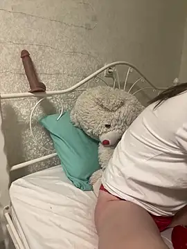 BeatriceTender online show from December 2024 08:23:02 PM