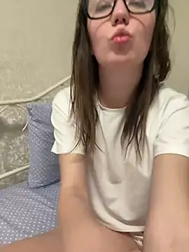 BeatriceTender online show from February 2025 08:25:01 PM