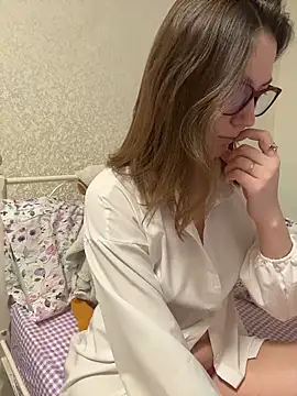 BeatriceTender online show from March 2026 08:35:02 PM