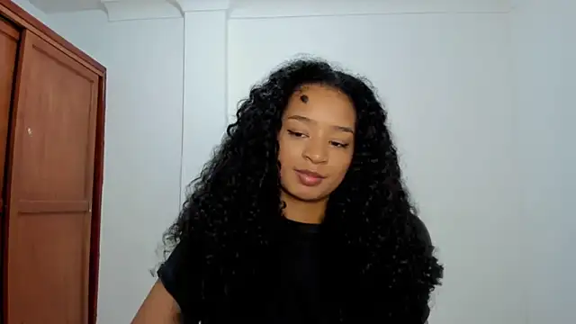 avellanatammy online show from November 2025 03:06:01 AM