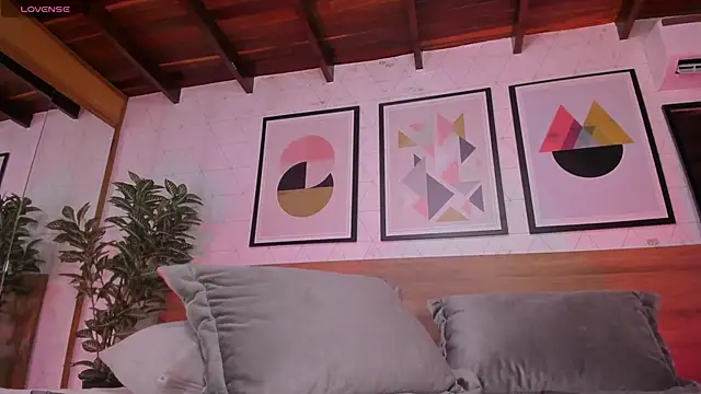 AgattaDuque online show from February 2025 05:00:01 AM