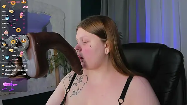 AuroraDemoni online show from February 2025 04:10:02 PM