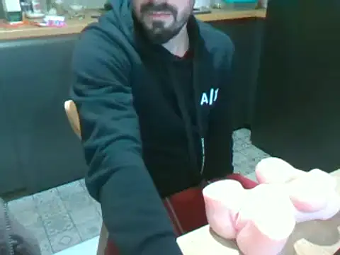 giorgakaci69 online show from December 2024 08:01:02 PM