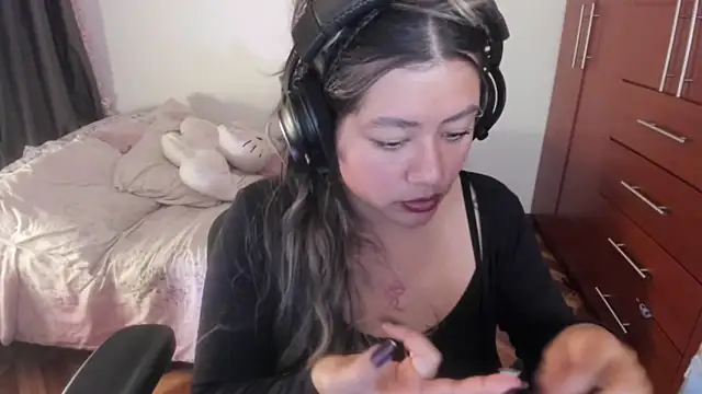 StephaniFox online show from December 2025 11:09:01 PM