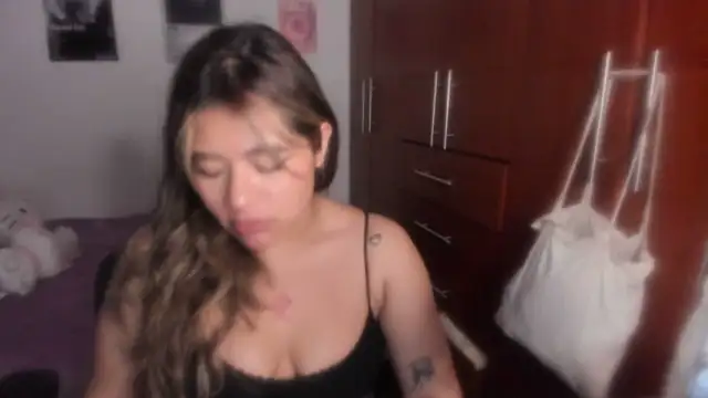 StephaniFox online show from April 2026 02:09:02 AM