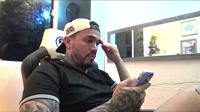 Angel sex latin online show from January 2025 07:49:02 AM