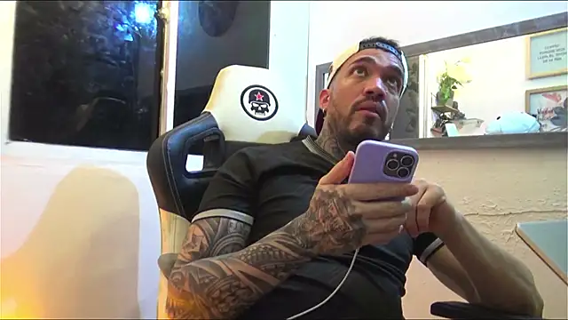 Angel sex latin online show from January 2025 09:19:02 AM