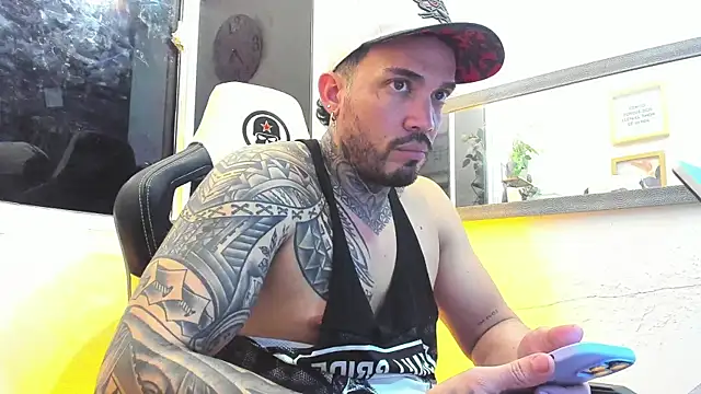 Angel sex latin online show from February 2025 08:21:02 AM