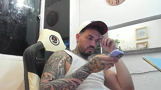 Angel sex latin online show from February 2025 06:40:01 AM