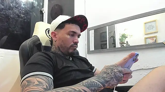 Angel sex latin online show from February 2025 07:07:01 AM