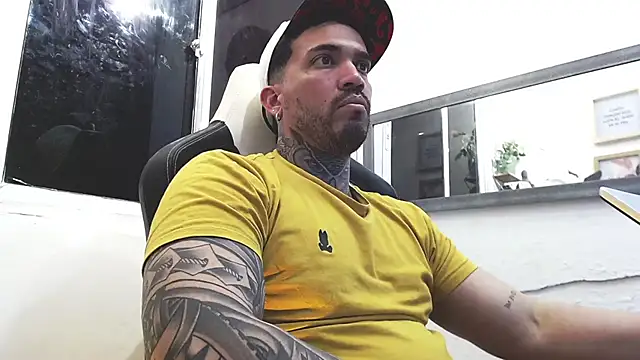 Angel sex latin online show from February 2025 05:59:01 AM