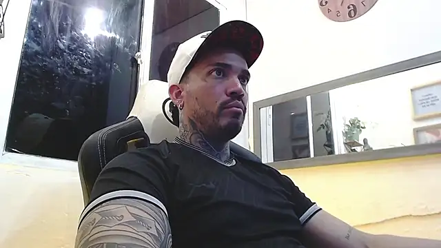 Angel sex latin online show from February 2025 03:56:02 AM