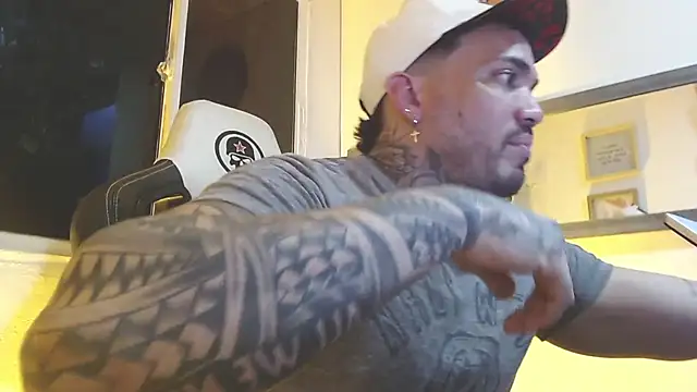 Angel sex latin online show from February 2025 03:02:01 AM