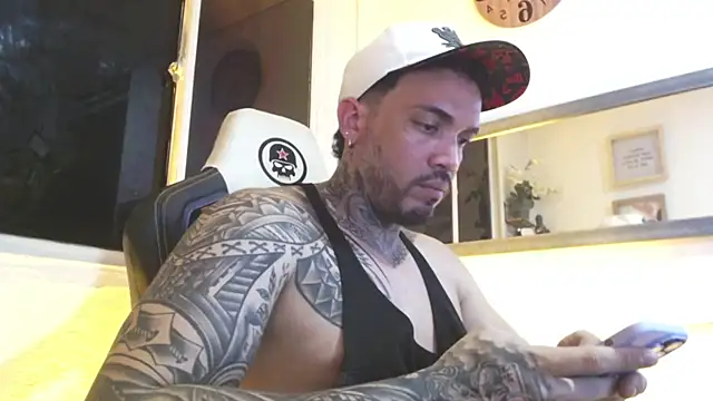 Angel sex latin online show from February 2025 06:10:02 AM