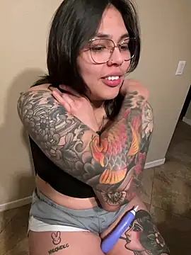 miacanela xo online show from March 2025 07:15:01 AM