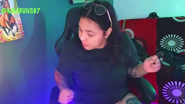 miacanela xo online show from October 2025 12:42:02 AM