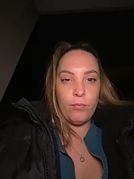 LiliMorganxxx online show from November 2025 10:04:01 PM