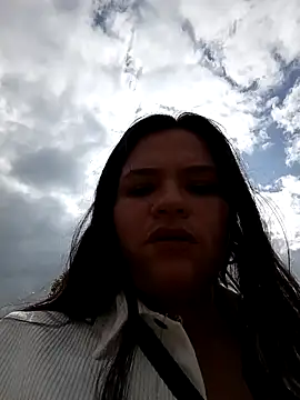 Julieta-tits online show from December 2024 08:10:02 PM