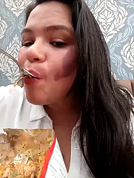 Julieta-tits online show from January 2025 09:59:01 PM