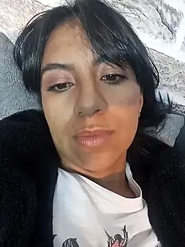 Tamaraakins online show from February 2025 08:02:02 PM