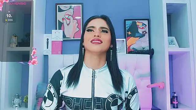 Snapshot of valentina_princess_ chatting on February 2025 10:58:01 AM valentina princess online show from February 2025 10:58:01 AM