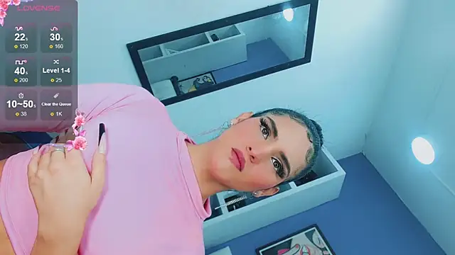 Snapshot of valentina_princess_ chatting on March 2025 07:56:01 PM valentina princess online show from March 2025 07:56:01 PM