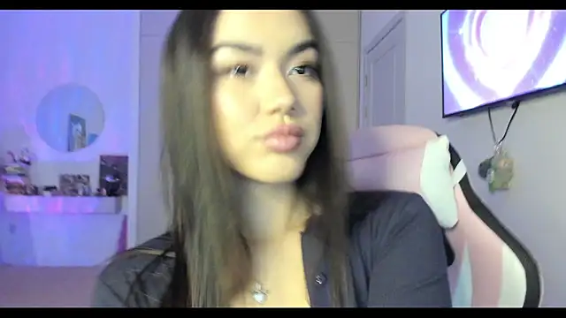 Shineel online show from October 2025 01:18:01 PM