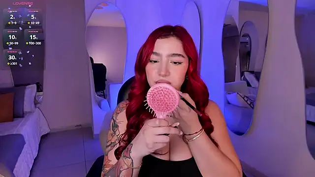 ViolettCastel online show from October 2025 06:37:01 PM