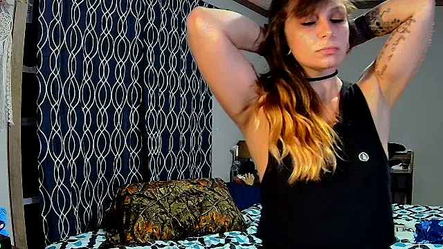 ZeelaXoXo online show from October 2025 04:30:01 AM