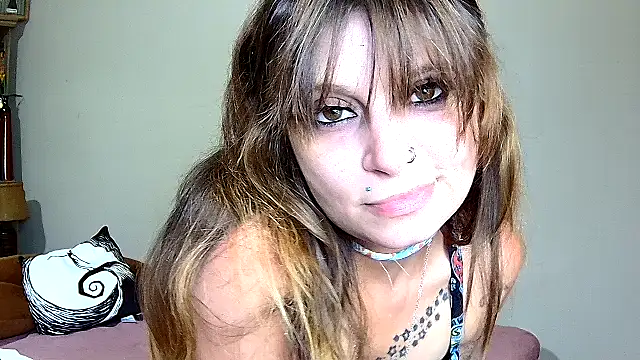 ZeelaXoXo online show from April 2026 06:19:01 PM