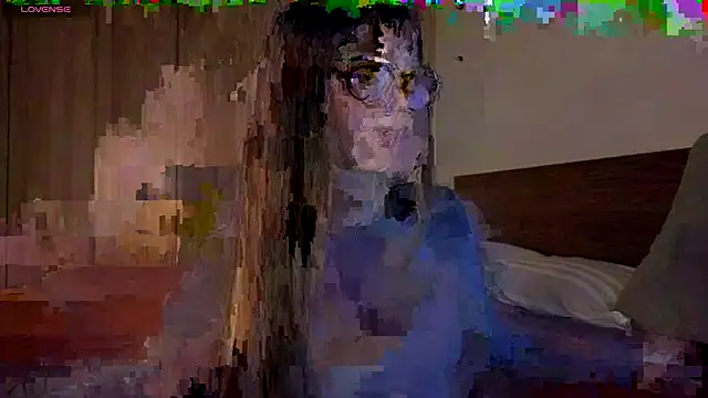 Snapshot of Roxxy_mora chatting on June 2026 10:27:02 PM Roxxy mora online show from June 2026 10:27:02 PM