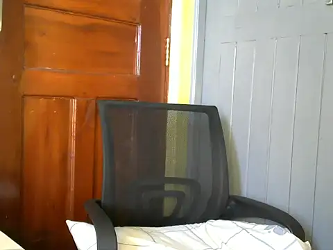 Sexy burberry online show from December 2024 06:17:02 AM