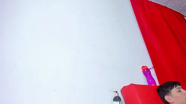 Extreme Team8 online show from February 2025 08:07:01 AM