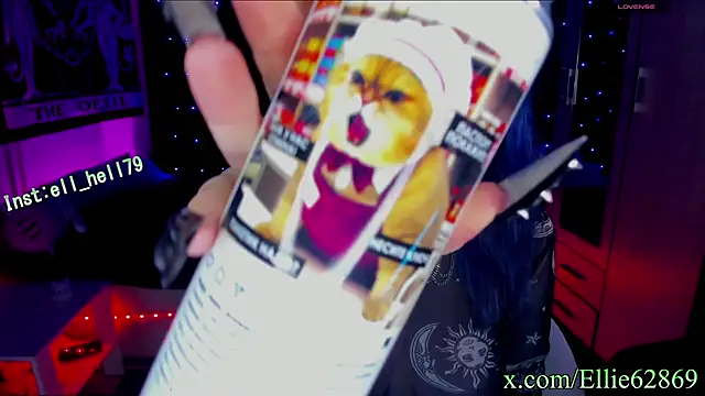 Kitty goth online show from March 2025 08:29:02 PM