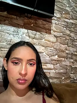 Snapshot of twohornys chatting on November 2025 10:08:02 PM twohornys online show from November 2025 10:08:02 PM