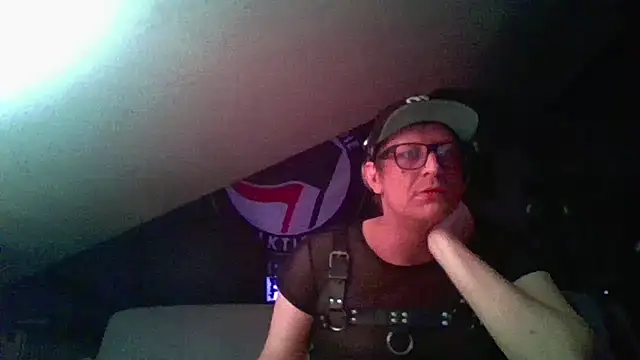 Bigthroaterboy online show from December 2024 08:55:01 PM