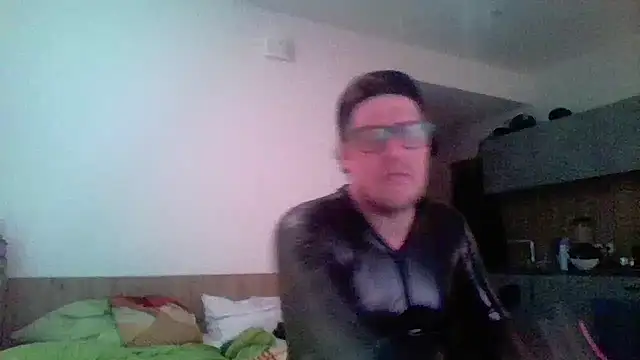 Bigthroaterboy online show from March 2026 04:34:01 PM