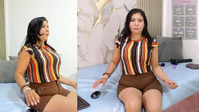 YUSELFI ROSS  online show from January 2026 12:07:01 PM