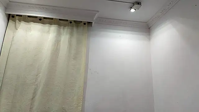 Molly ADY online show from December 2024 09:18:01 AM