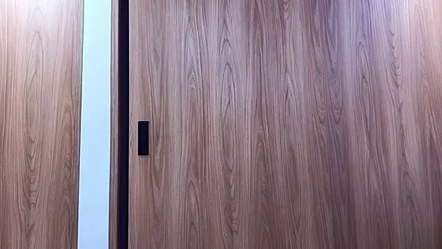 Molly ADY online show from October 2025 10:00:02 PM