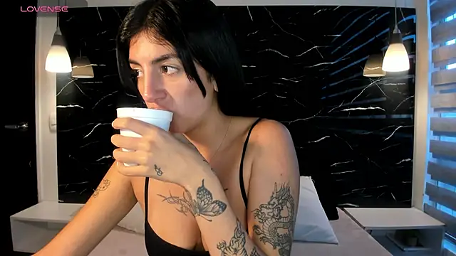 ANTONELLA  ROUSE  online show from December 2024 11:42:02 AM