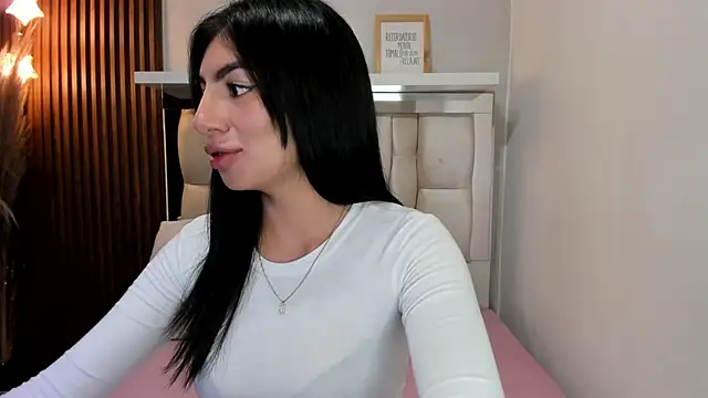 ANTONELLA  ROUSE  online show from January 2025 08:25:02 PM