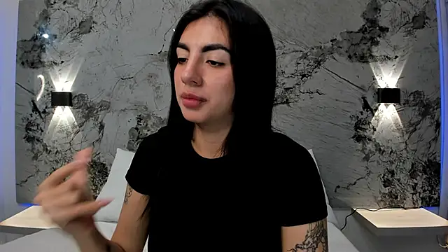 ANTONELLA  ROUSE  online show from March 2025 08:08:01 AM