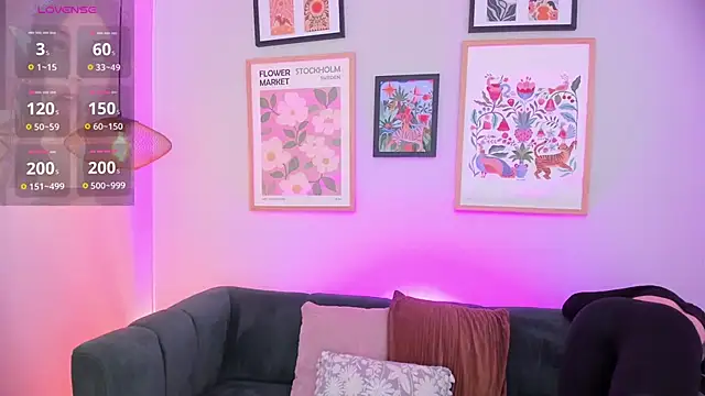 Melissa Koster online show from November 2025 07:40:01 AM