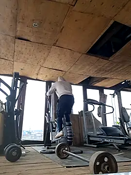 Petrossa online show from November 2025 05:52:01 AM