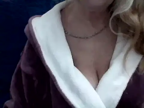 CarlyTreat online show from January 2025 12:19:01 PM